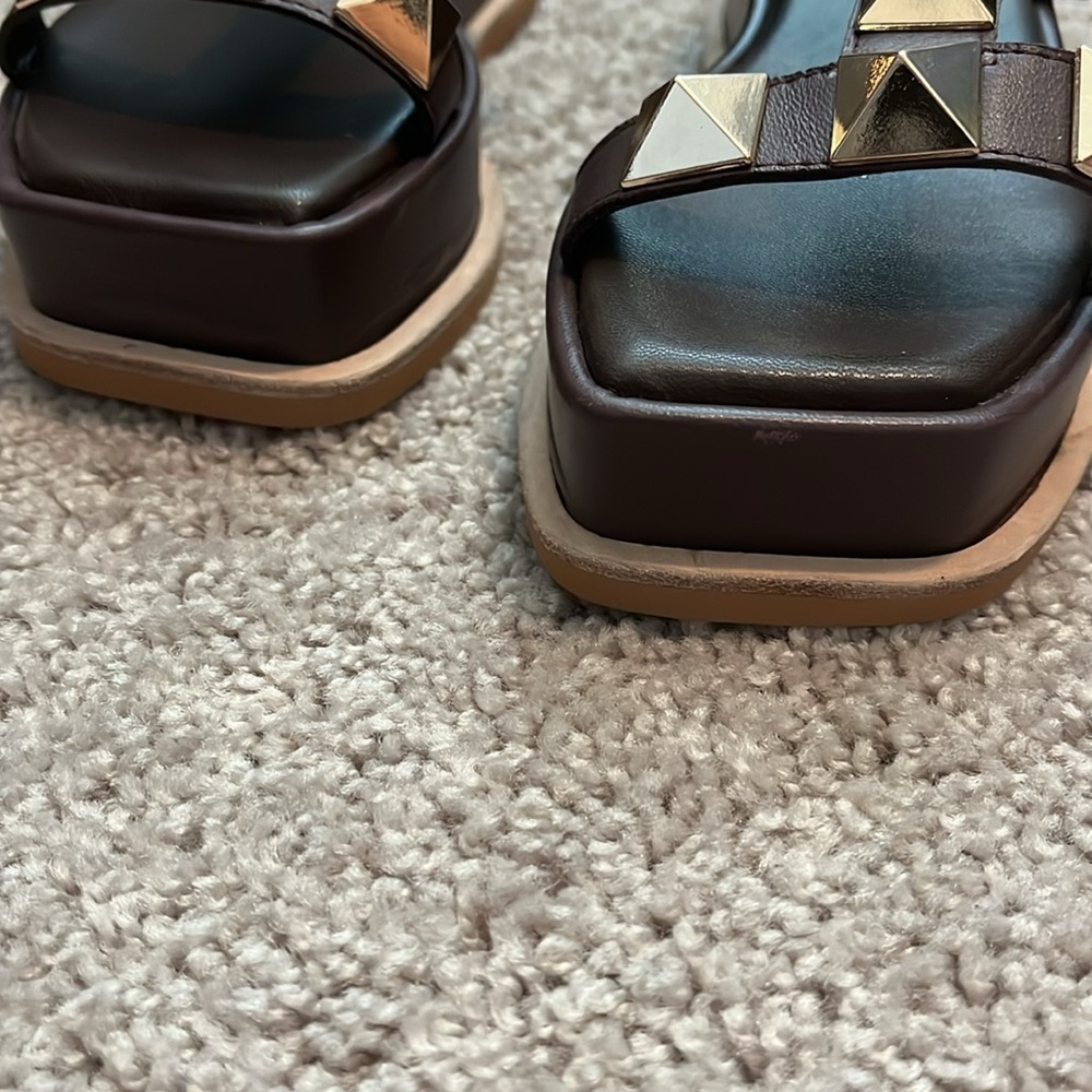 NWOT ALL BLACK pyramid t sandal in Brown/Gold - Size 36 EUR - Picture 14 of 14
